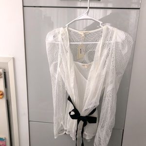 Dressy top, great for holidays, camisole and black ribbon belt included